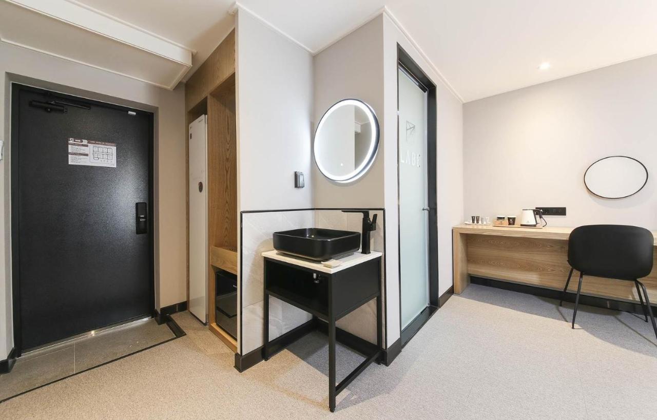 Labe Hotel Jeonju Esterno foto