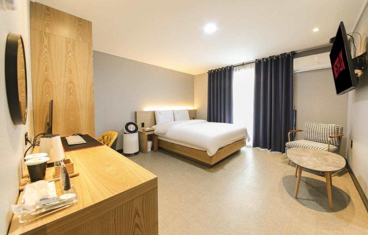 Labe Hotel Jeonju Esterno foto