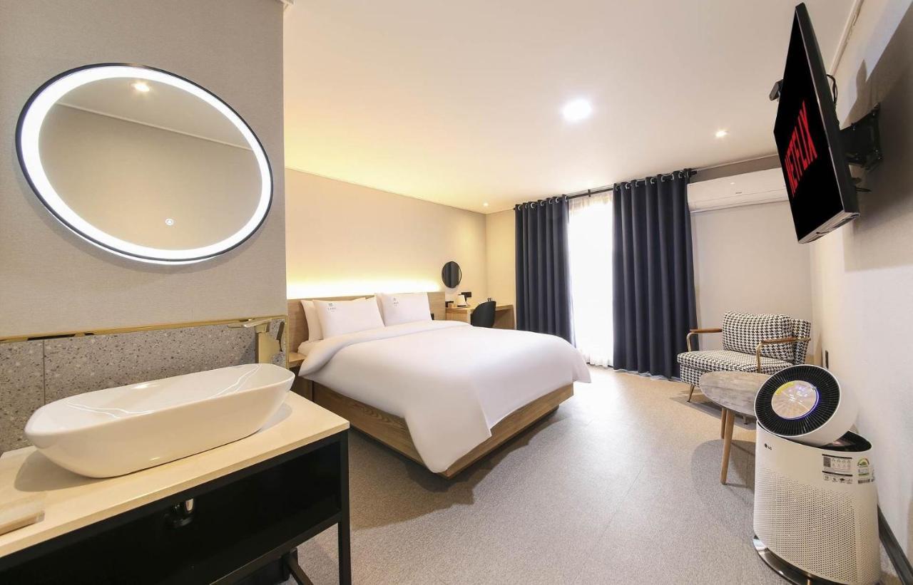 Labe Hotel Jeonju Esterno foto