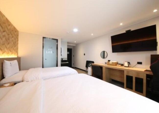 Labe Hotel Jeonju Esterno foto