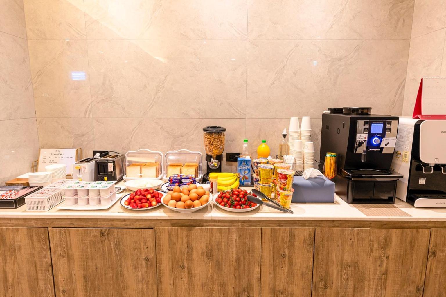 Labe Hotel Jeonju Esterno foto